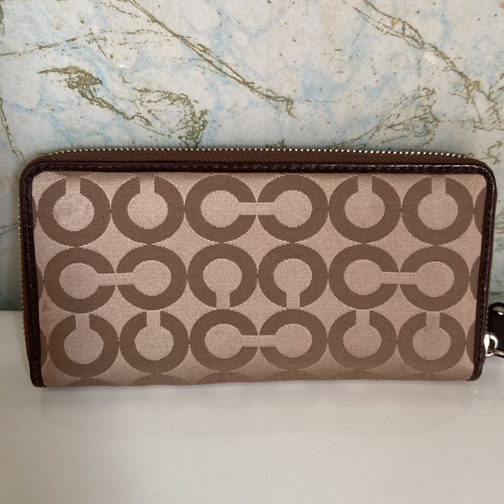 Coach Wallet - Picture 2 of 3